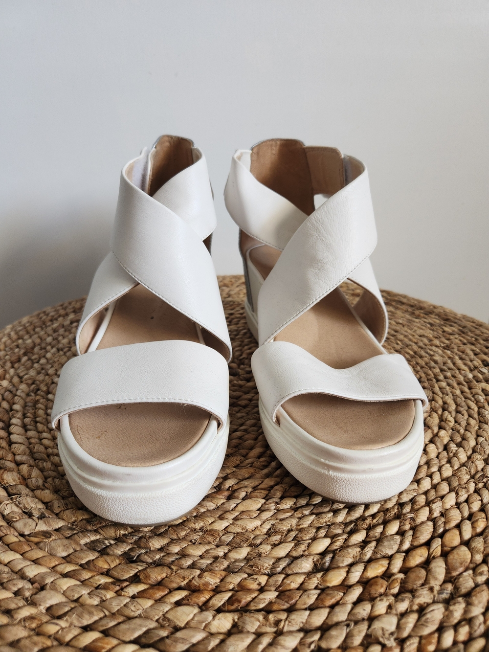 Dr. Scholl's White Crisscross Platform Sandals